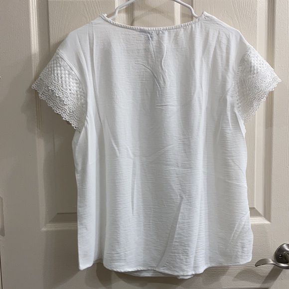 Adrienne Vittadini blouse - Picture 6 of 6